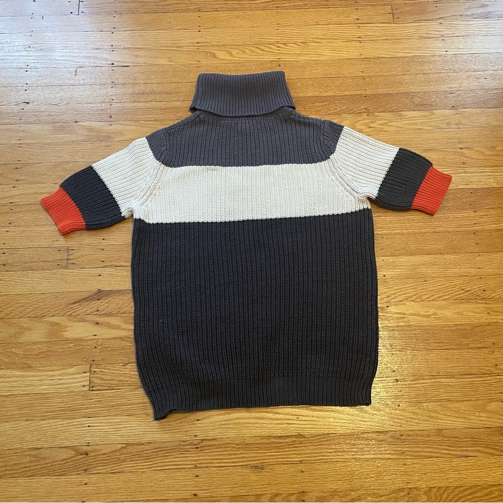 Joe Fresh chunky knit turtleneck colour block sweater, short sleeve. Size M.